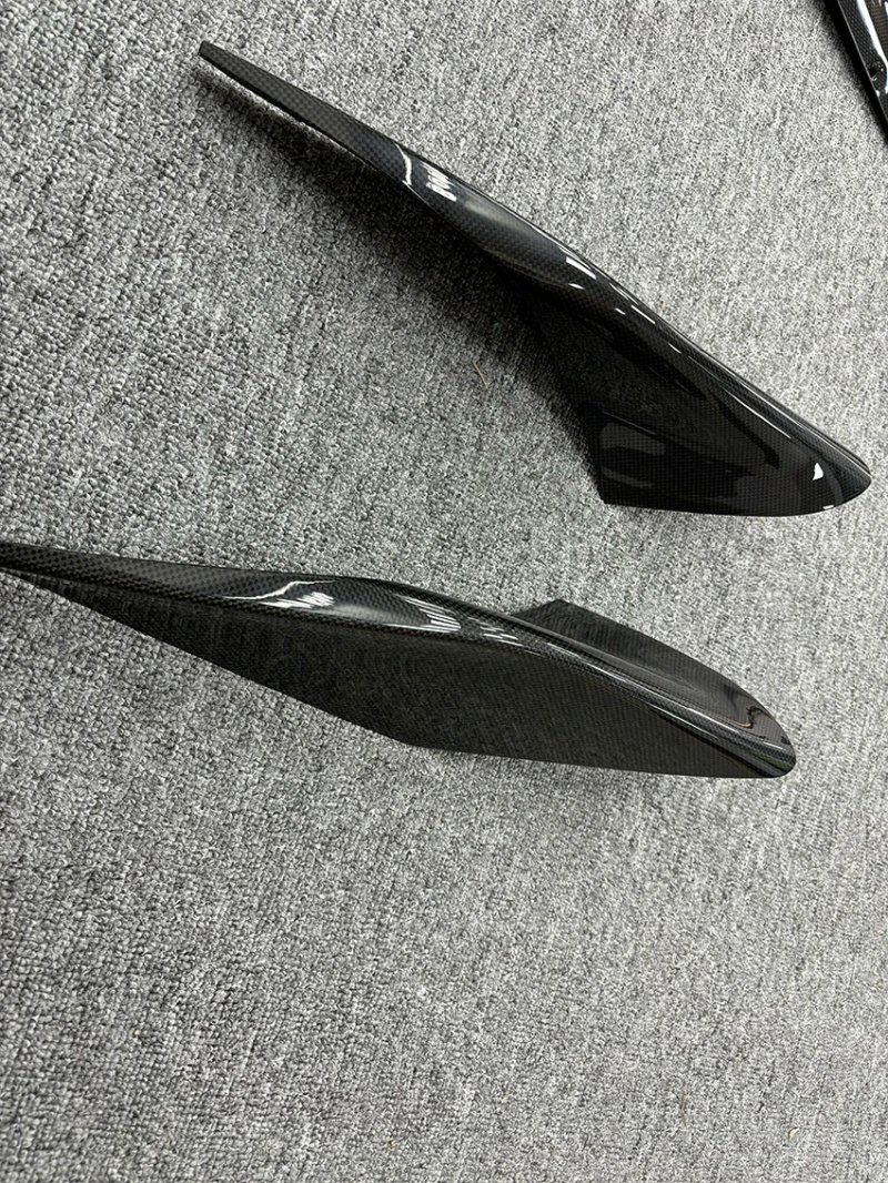 High Quality Fast Delivery Whole Sale Price Dry Carbon Fiber Side Vent Canards Body Kits for  F8